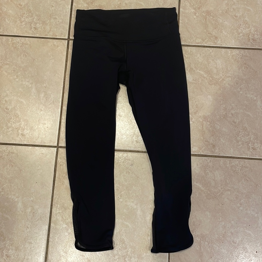 Lululemon black leggings